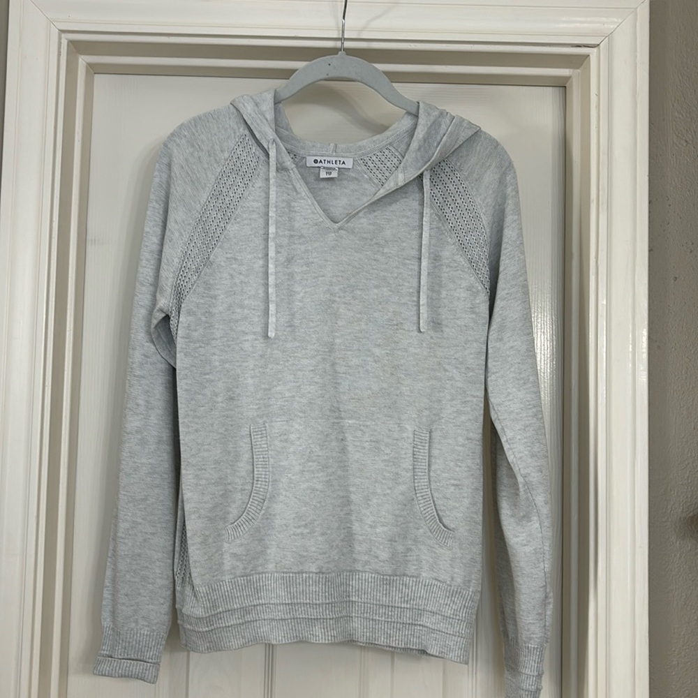Athleta hooded sweater EUC!